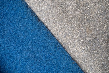 Gri mavi mermer döşeme zemin. Eski koyu beton yapı kalıbı. kireçtaşı yüzey levhası.