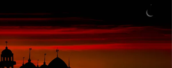 Symbole Religii Ramadan Kareem Meczety Kopuła Noc Zmierzchu Półksiężycem Ciemnym — Zdjęcie stockowe