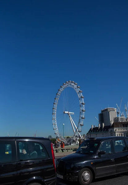 Westminster Köprüsü 'nden Londra' nın gözü görünüyor.