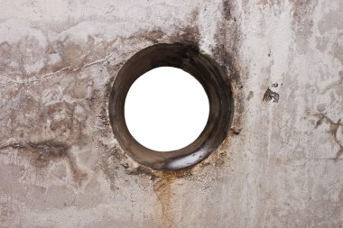 Yuvarlak hole beton duvar