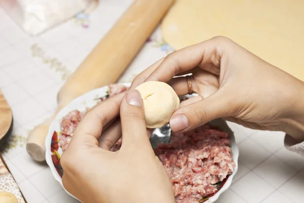 Hamur tatlısı yapma süreci