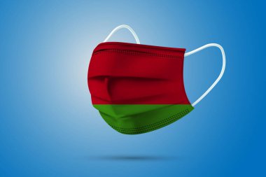 Belarus Ulusal Bayrağı ile Gerçekçi Koruyucu Tıbbi Maske. Sağlık hizmeti ve bayraklı tıbbi konsept. Vektör illüstrasyonu.