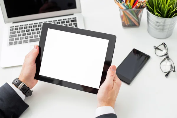Boş ekran tablet vasıl belgili tanımlık yazıhane — Stok fotoğraf