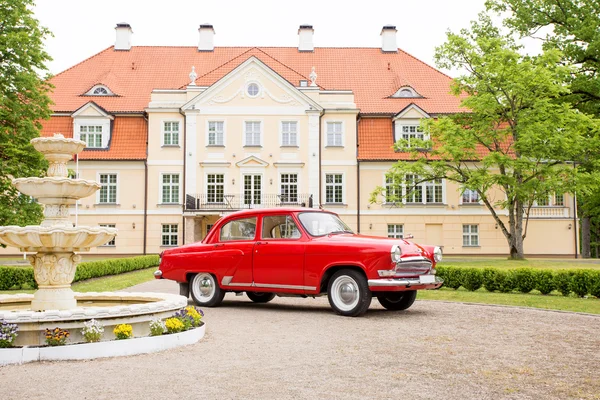 Piros retro vintage autó — Stock Fotó