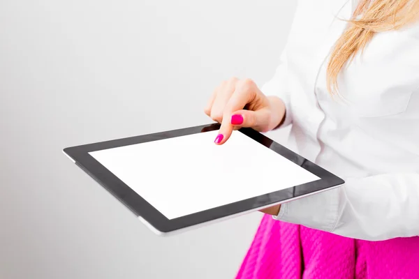 Mulher com computador tablet — Fotografia de Stock