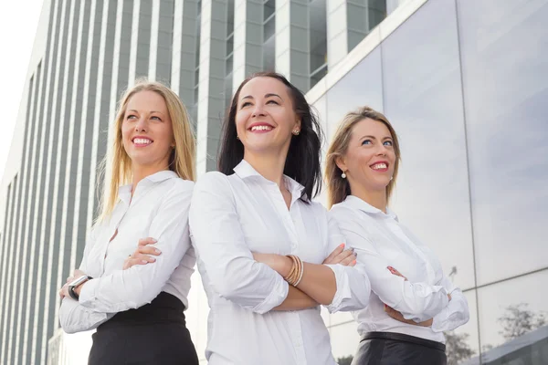 Gelukkig zakelijke vrouwen — Stockfoto