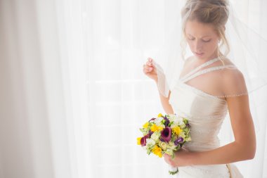 Gelin ve düğün buketi