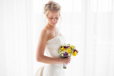 Gelin ve düğün buketi