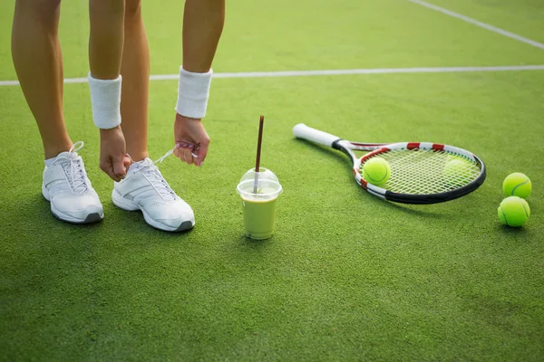 Árukapcsolás cipő teniszező — Stock Fotó