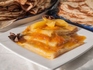 Portakal reçelli krep