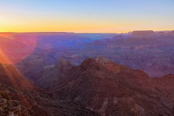 Vista majestosa do Grand Canyon ao anoitecer — Fotografia de Stock