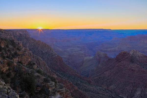 Majestic Vista of the Grand Canyon at Dusk