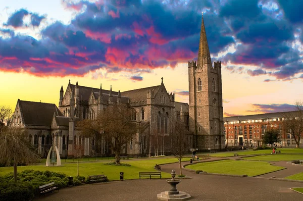 Dublin, İrlanda 'daki St. Patrick Katedrali. — Stok fotoğraf