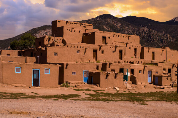 Adobe Houses in the Pueblo of Taos, New Mexico, USA.