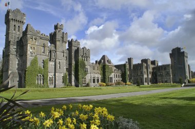 Ünlü Ashford Castle, County Mayo, Ireland.