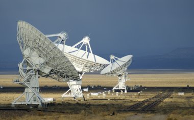 resmi radyo teleskoplar