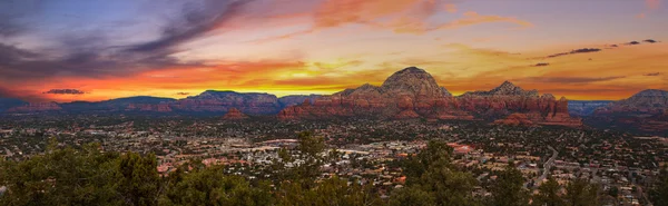 Sedona, Arizona günbatımı manzara — Stok fotoğraf