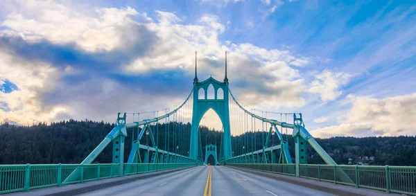 St. John's Bridge in Portland Oregon, USA — Stock Photo, Image