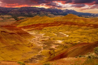 boyalı tepeler Ulusal Anıtı