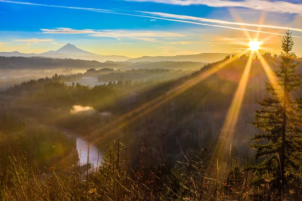 Mount Hood Jonsrud szempontból — Stock Fotó