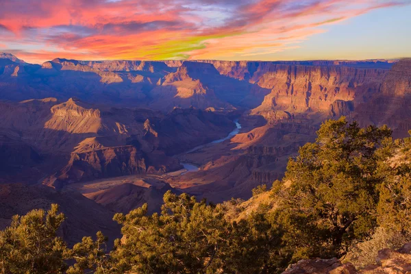 Vista majestosa do Grand Canyon ao anoitecer — Fotografia de Stock