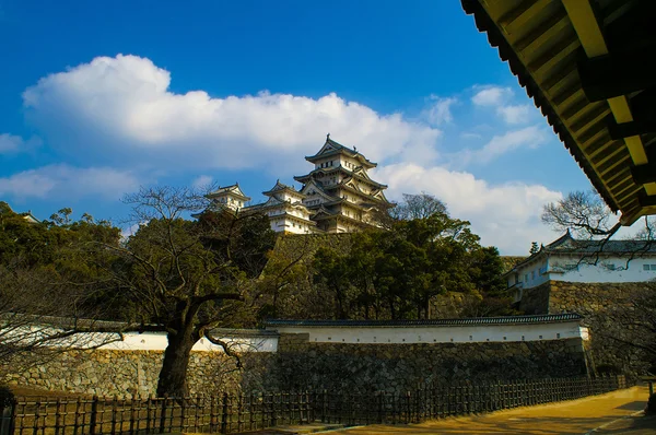 Japonya görkemli Himeji Kalesi — Stok fotoğraf