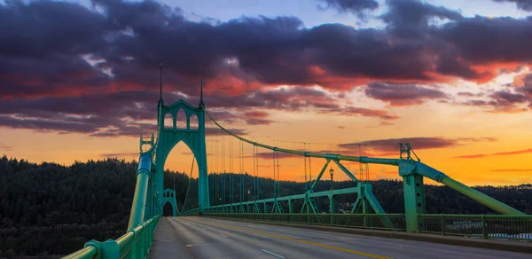 St. John's Bridge à Portland Oregon, États-Unis — Photo