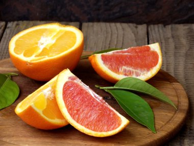 ahşap zemin üzerine portakal