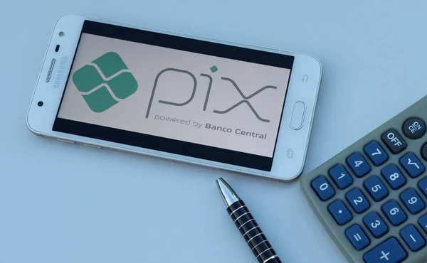 Bahia Brazil October 2020 Pix Logo Smartphone Screen Office Desk — Stock fotografie