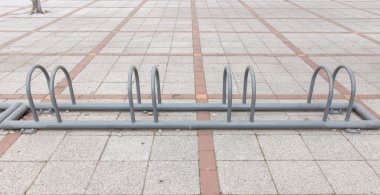 Bisiklet parkı için boş bir yer