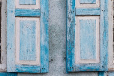 Tahta ve demir arka planlar. Eski ahşap ve eski metal