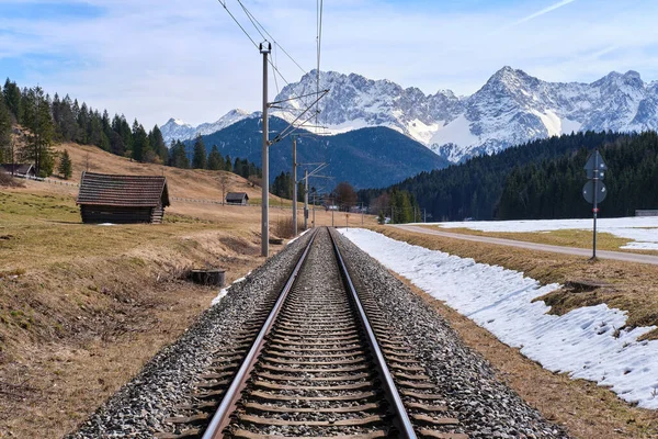 Droga Kolejowa Tle Alp Śniegu Klais Krn Bayern — Zdjęcie stockowe
