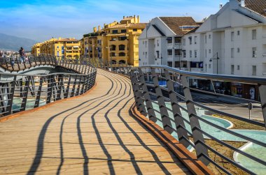 Boulevard San Pedro ve yeni ayak Köprüsü