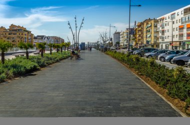 Boulevard San Pedro, arka bahçesi ile