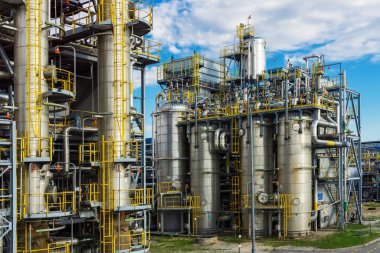 Sıvılaştırılmış gaz üretim tesisinin görüntüsü. Teknolojik ekipman