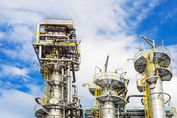 Sıvılaştırılmış gaz üretim tesisinin görüntüsü. Teknolojik ekipman
