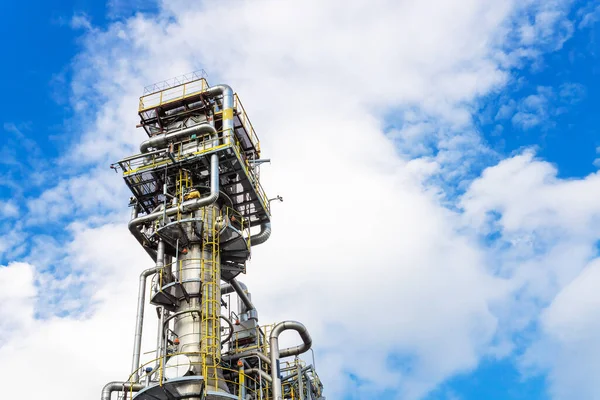 Sıvılaştırılmış gaz üretim tesisinin görüntüsü. Teknolojik ekipman