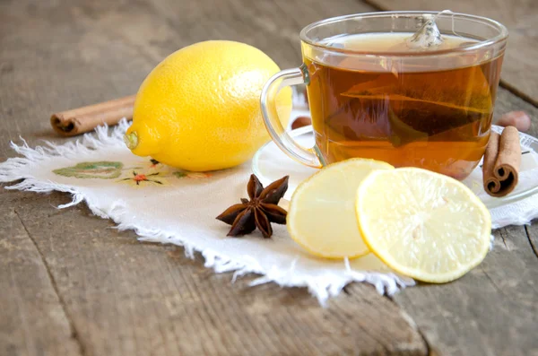 Limonlu çay