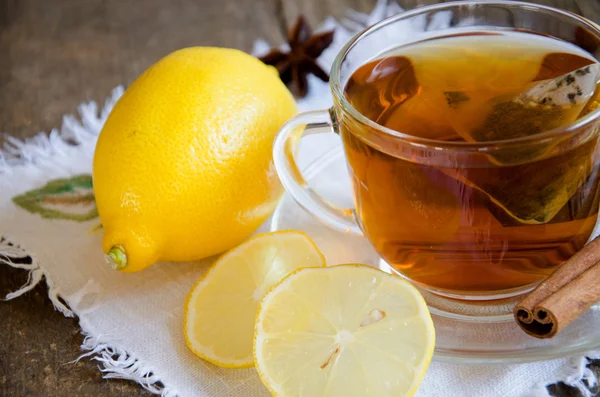 Limonlu çay