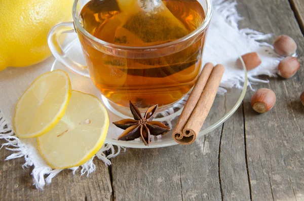 Limonlu çay