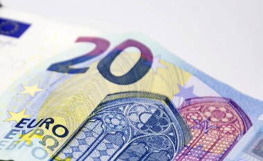 Beyaz arka planda izole edilmiş 20 avroluk banknotun ayrıntıları. Banka ve finans kavramı