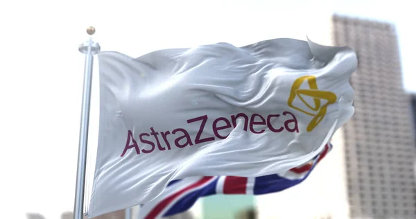 Londres Reino Unido Enero 2021 Bandera Blanca Con Logotipo Astrazeneca —  Fotos de Stock