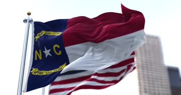 Vlaggen Van Staat North Carolina Verenigde Staten Wapperen Wind Democratie — Stockvideo