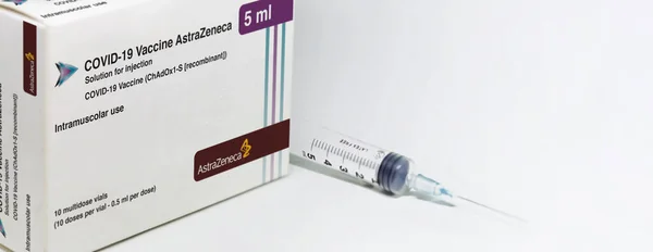 Cambridge February 5Th 2021 Syringe Next Astrazeneca Covid Vaxzevria Vaccine — Stock Photo, Image