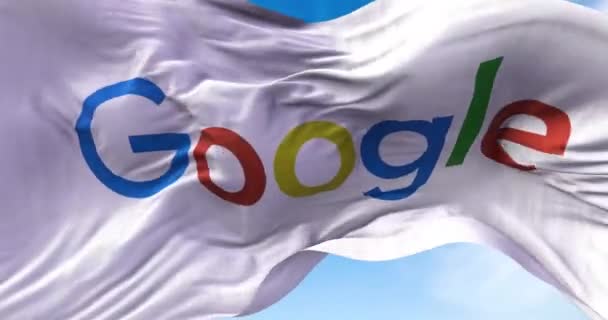 Mountain View Usa Juli 2021 Vit Flagga Med Googles Logotyp — Stockvideo