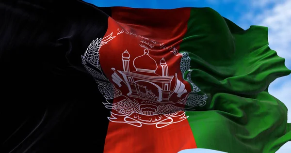 아프가니스탄 이슬람 공화국의 바람에 흔들렸습니다 국기흔들기 모스크와 무늬가 줄무늬 — 스톡 사진