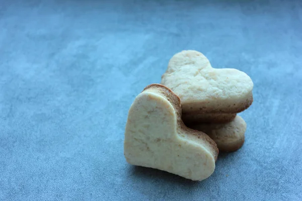 Cookies Forma Coração Fundo Concreto Cinza Doces Caseiros Dia Dos — Fotografia de Stock