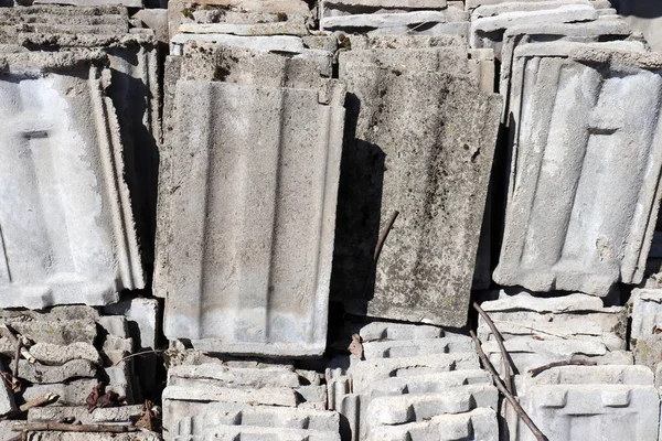 Piles Old Gray Concrete Roof Tiles Building Debris Recycling Roof — Stock Photo, Image