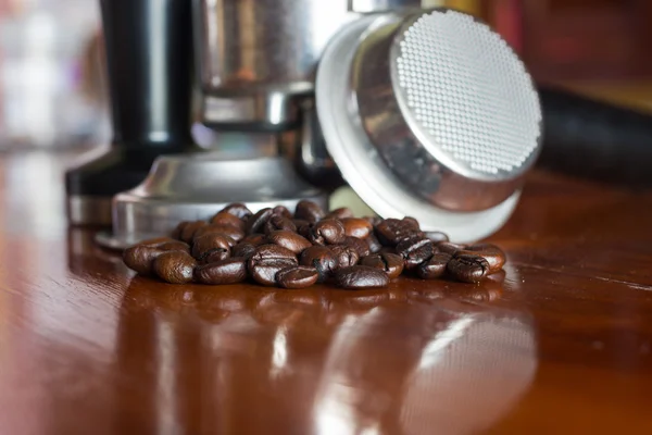 Coffee Beans and Coffee Brewing Machine Parts — Stock Photo, Image