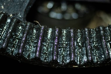 Tek vites ve makine ya da antika makine antika ve eski moda ağır makineleri gösteriyor